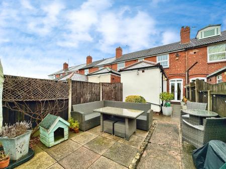 2 bedroom Terraced House for sale in Heath Lane, West Bromwich, B71