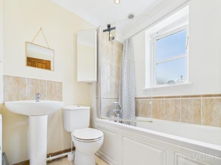 2 bedroom Detached house for sale in White Horse Close, Shipdham, IP25