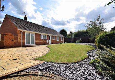 3 bedroom Bungalow to let in Woodview Close, Saham Toney, IP25