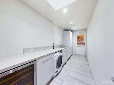 4 bedroom Detached house to let in Chequers Lane, Saham Toney, IP25