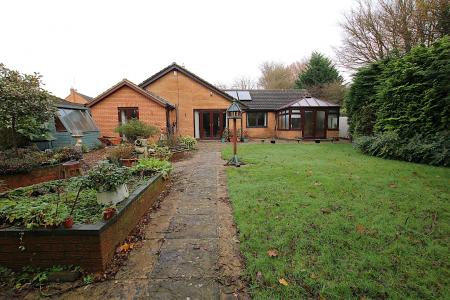 4 bedroom Detached bungalow for sale in Lister Drive, West Hunsbury