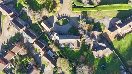 6 bedroom Detached house for sale in Reedhill, West Hunsbury