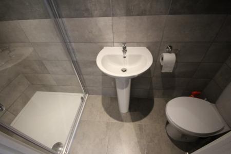 1 bedroom Studio flat to let in Thornhill, Briar Hill, Northampton, NN4