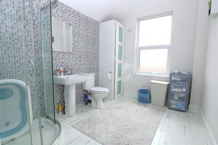 2 bedroom Terraced House for sale in Bowden Road, St James