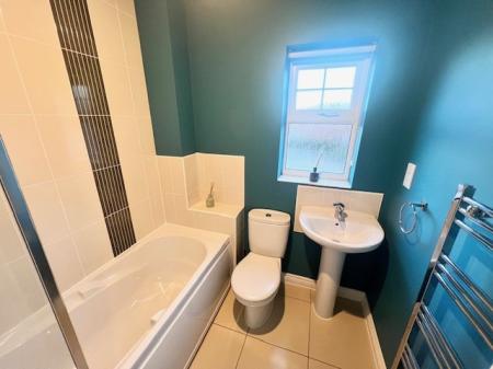 3 bedroom Semi-detached house to let in Western Way, Winnington, CW8