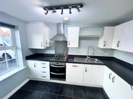 3 bedroom Semi-detached house to let in Western Way, Winnington, CW8
