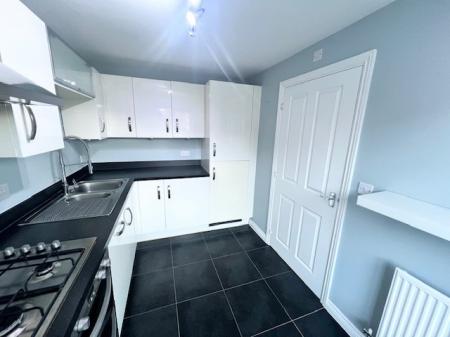 3 bedroom Semi-detached house to let in Western Way, Winnington, CW8