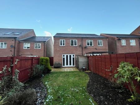 3 bedroom Semi-detached house to let in Western Way, Winnington, CW8