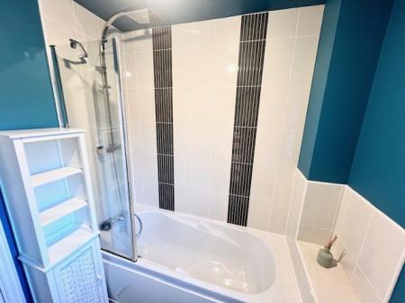 3 bedroom Semi-detached house to let in Western Way, Winnington, CW8