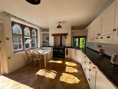 3 bedroom Mews house to let in Hartford Road, Davenham, CW9