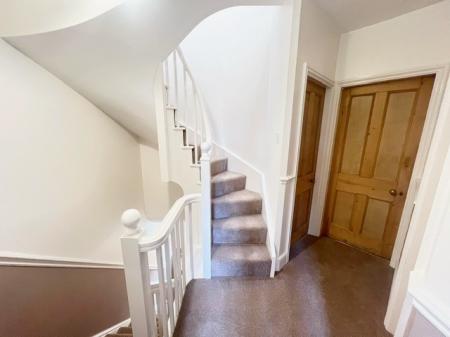 4 bedroom Mews house to let in Chester Road, Hartford, CW8
