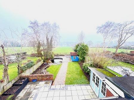 5 bedroom Link detached house to let in Cliff Road, Acton Bridge, CW8