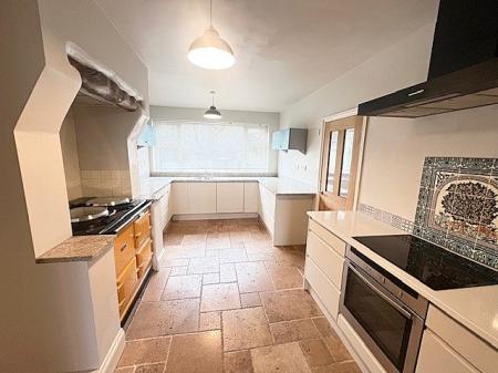 5 bedroom Link detached house to let in Cliff Road, Acton Bridge, CW8