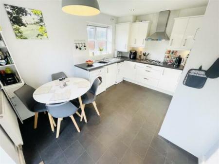 Harper Close, Winnington, CW8