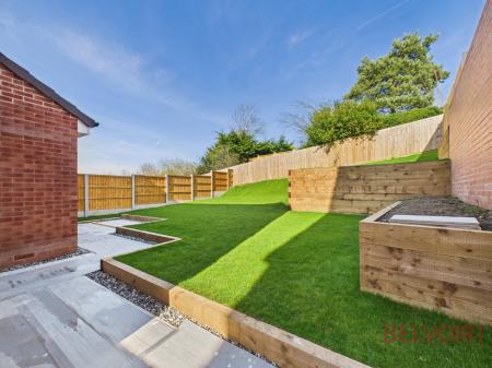 3 bedroom Detached house for sale in The Poplar, High Oakham Ridge, Mansfield, NG18