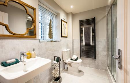 4 bedroom Detached house for sale in Field Farm, Stapleford, Stapleford, NG9