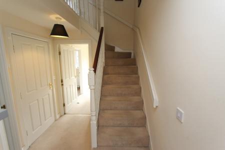 3 bedroom Town house to let in Moody Close, Chilwell, NG9