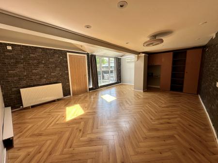 5 bedroom Detached house for sale in Monmouth Road, Bentley, Walsall, WS2