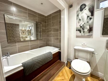 5 bedroom Detached house for sale in Monmouth Road, Bentley, Walsall, WS2