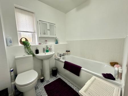 3 bedroom Semi-detached house for sale in Goscote Lane, Goscote, Walsall, WS3