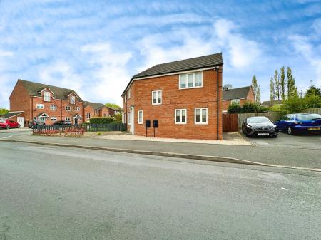 3 bedroom Semi-detached house for sale in Goscote Lane, Goscote, Walsall, WS3