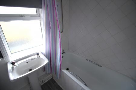 2 bedroom End of terrace house to let in Ashwood Avenue, Ramsbottom, BL0