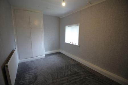 2 bedroom End of terrace house to let in Ashwood Avenue, Ramsbottom, BL0