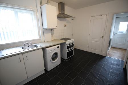 2 bedroom End of terrace house to let in Ashwood Avenue, Ramsbottom, BL0
