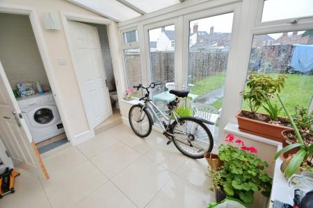 1 bedroom House share to let in Edwalton Avenue, West Town, PE3