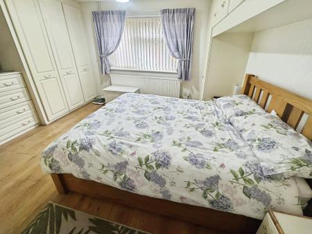 2 bedroom Detached bungalow for sale in Crown Street, Peterborough, PE1