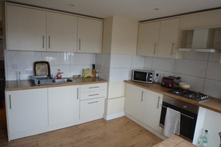 3 bedroom Flat for sale in Fletton Avenue, Fletton, Peterborough, PE2