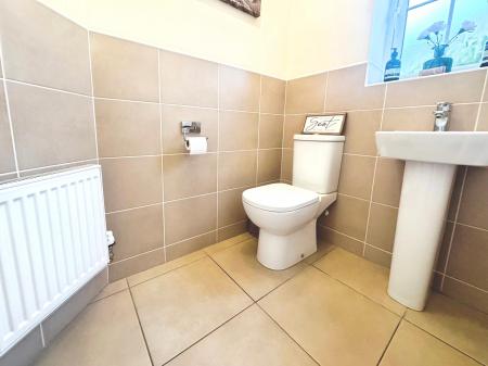 3 bedroom Semi-detached house for sale in Goldcrest Road, Crowland, PE6