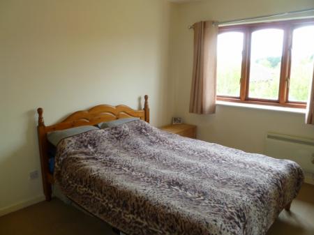 2 bedroom Flat for sale in Hadrians Court, Fletton, Peterborough, PE2