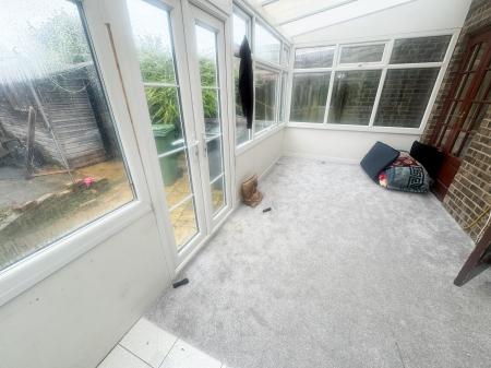 3 bedroom End of terrace house for sale in Sandford, Peterborough, PE3