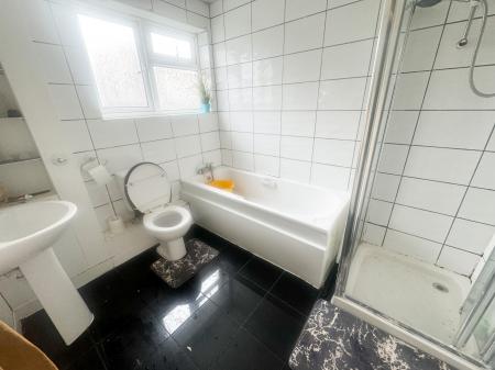 3 bedroom End of terrace house for sale in Sandford, Peterborough, PE3