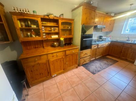 3 bedroom End of terrace house for sale in Sandford, Peterborough, PE3