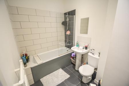 1 bedroom Flat for sale in Varity House,Vicarage Farm Road, Peterborough, PE1