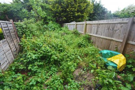 2 bedroom Terraced House for sale in Walton Park, Peterborough, PE4