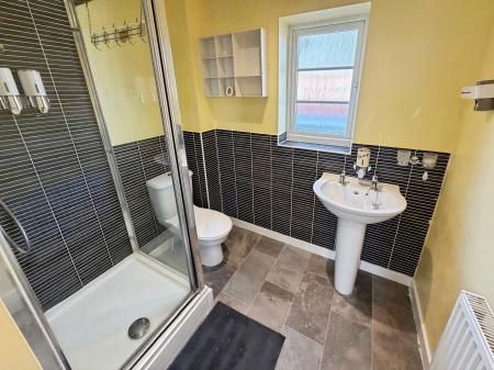 4 bedroom Detached house to let in Daisy Drive, Hampton Vale, Peterborough, PE7