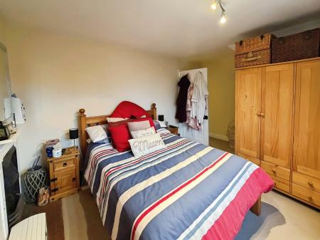 3 bedroom Semi-detached house to let in Stonebridge Corner, Whittlesey Road, Thorney, PE6