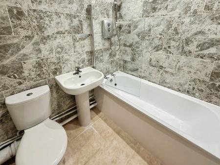 2 bedroom Terraced House to let in Seymour Place, Peterborough, PE4