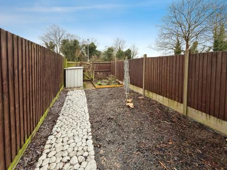 2 bedroom Terraced House to let in Seymour Place, Peterborough, PE4