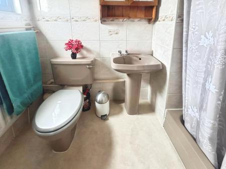 4 bedroom Detached house for sale in Abbotts Grove, Werrington, Peterborough, PE4