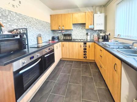 3 bedroom Semi-detached house for sale in Pratt Avenue, Paston, Peterborough, PE4