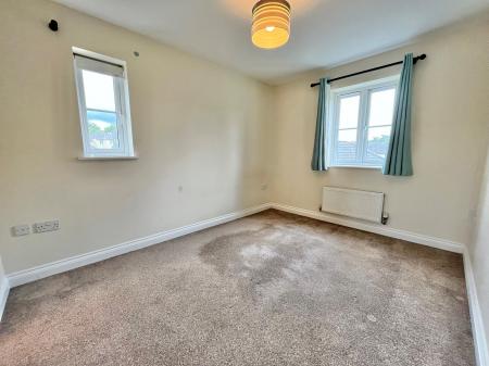 3 bedroom End of terrace house for sale in Claytonia Close, Roborough, PL6