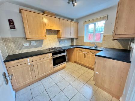 3 bedroom End of terrace house for sale in Claytonia Close, Roborough, PL6