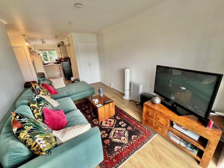 2 bedroom Apartment for sale in Daws Court, Saltash, PL12