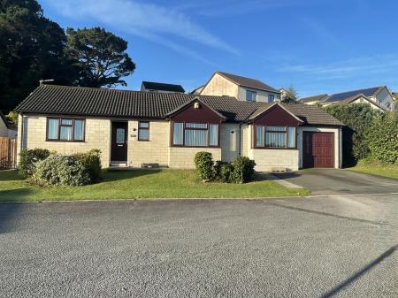 Deacon Close, Saltash, PL12