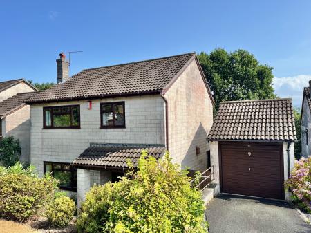 4 bedroom Detached house for sale in Deacon Drive, Saltash, PL12