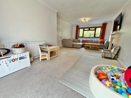 4 bedroom Detached house for sale in Deacon Drive, Saltash, PL12